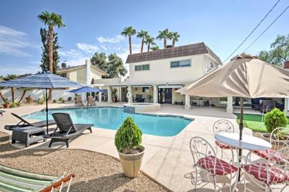 Stunning Home with Private Oasis   1 half mile to Strip Nevada